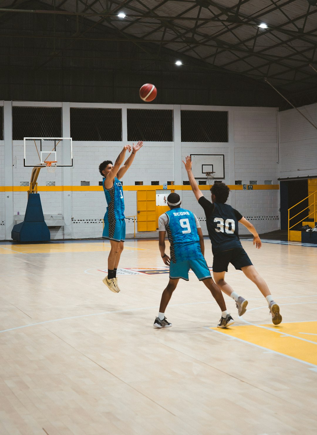 Tactical diagram showing positional play concepts